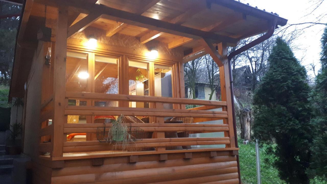 Obiteljski Apartman Borovi Visoko Ngoại thất bức ảnh
