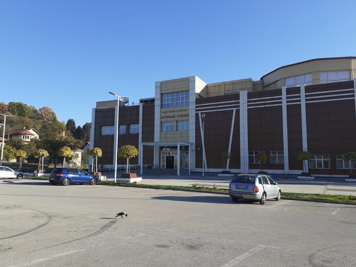 Obiteljski Apartman Borovi Visoko Ngoại thất bức ảnh